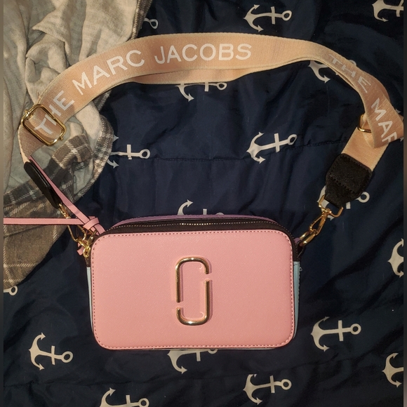 Marc Jacobs Handbags - Marc Jacobs Multi Color Snapshot Crossbody Bag